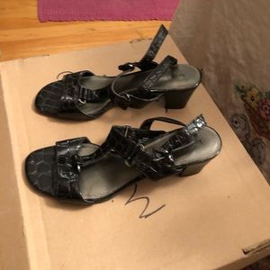 Black leather Kelly and Katie heeled sandals